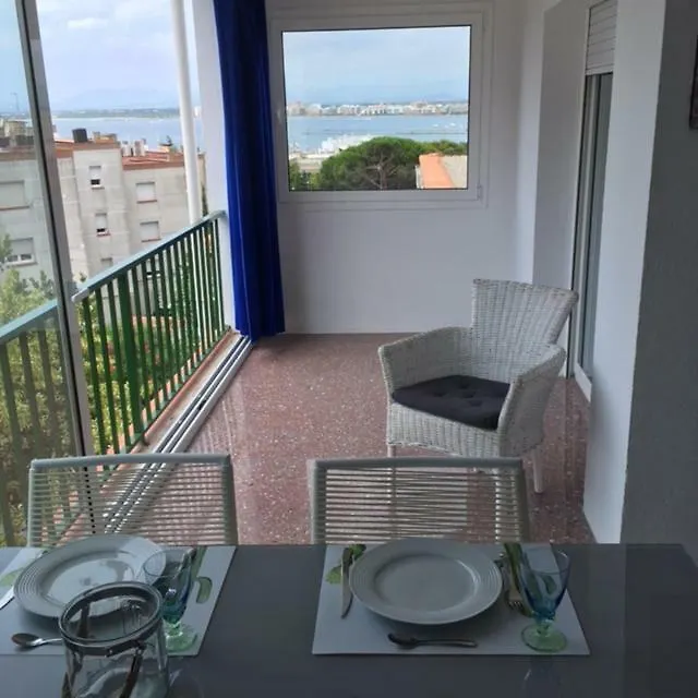 Bel Appartement Vue Mer Roses Spain